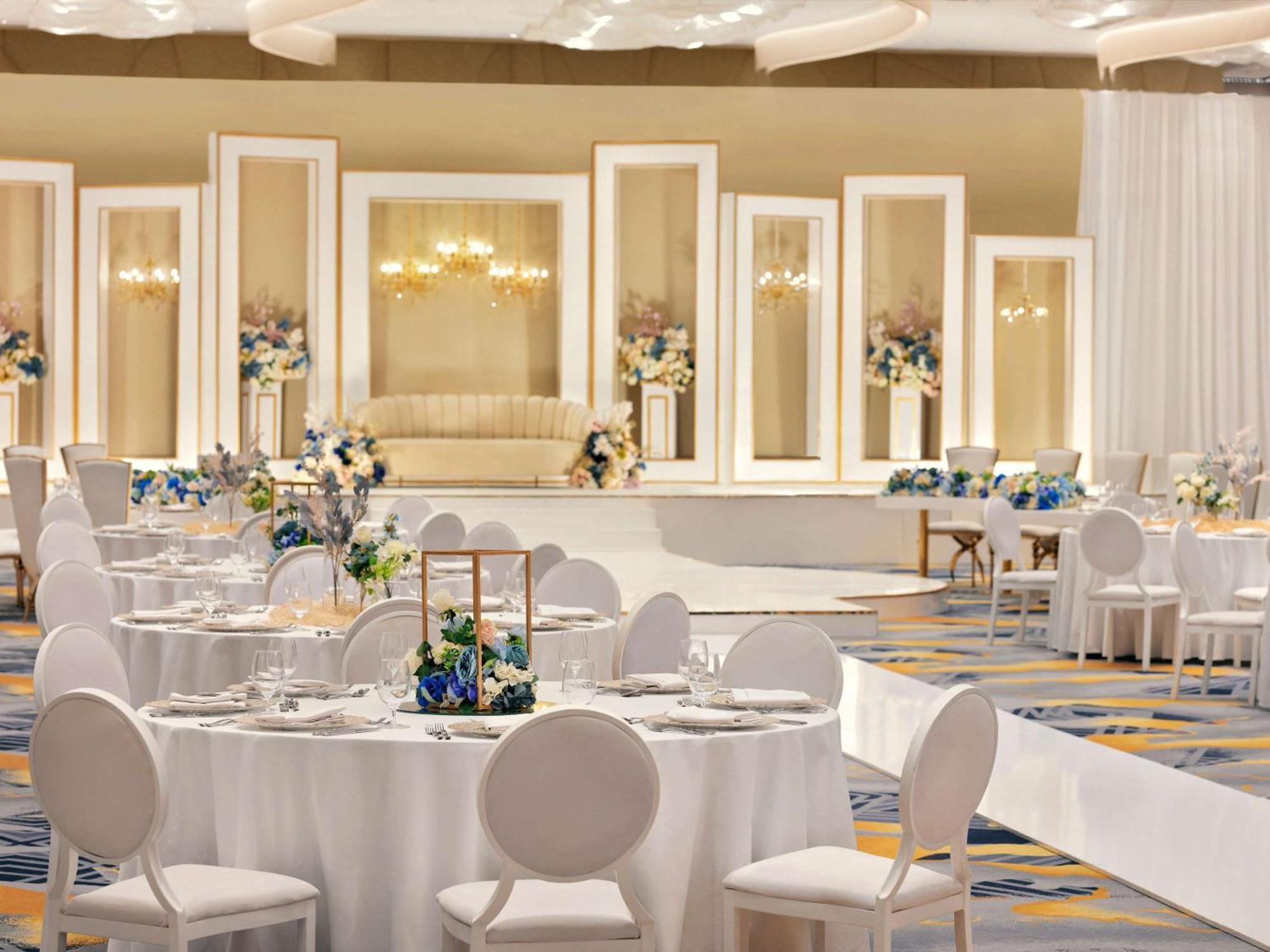 Moevenpick Hotel & Apartments Ghala مسقط المظهر الخارجي الصورة The ballroom