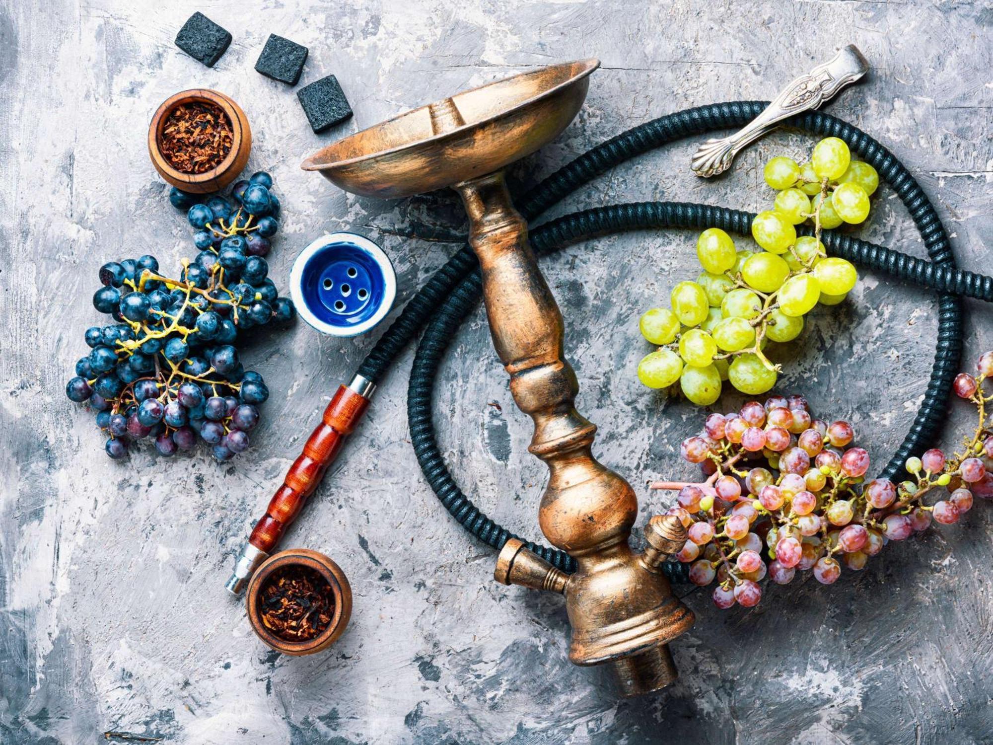 Moevenpick Hotel & Apartments Ghala مسقط المظهر الخارجي الصورة A hookah with grape flavor